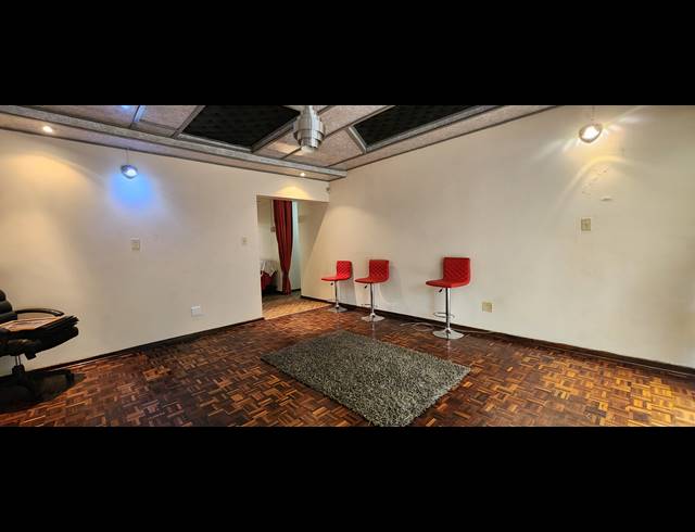 4 BEDROOM HOUSE FOR SALE IN SASOLBURG EXT 11